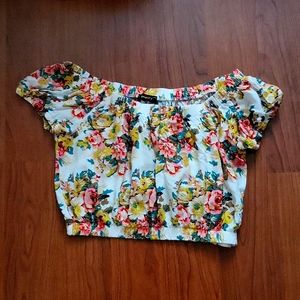 Off the shoulder Crop top